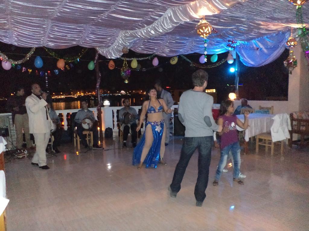 El Mesala Hotel Luxor Eksteriør billede