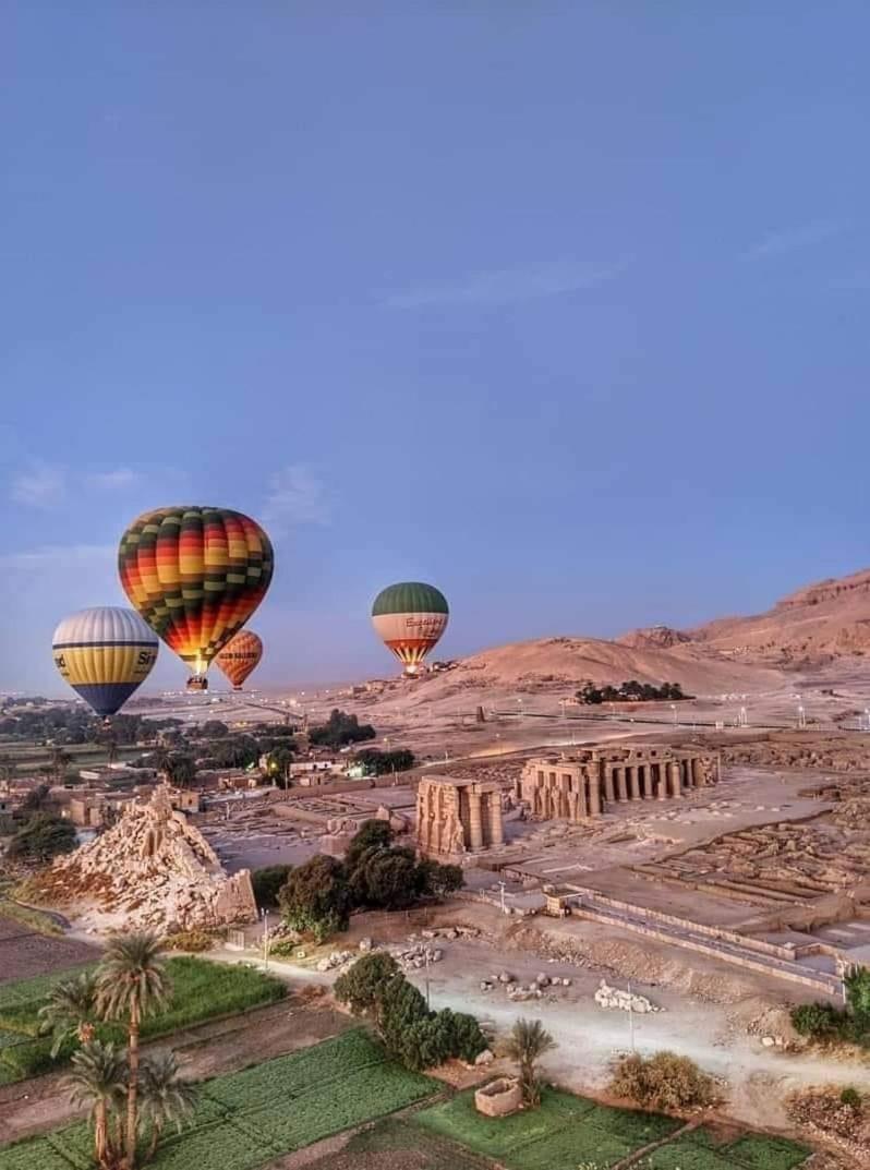 El Mesala Hotel Luxor Eksteriør billede