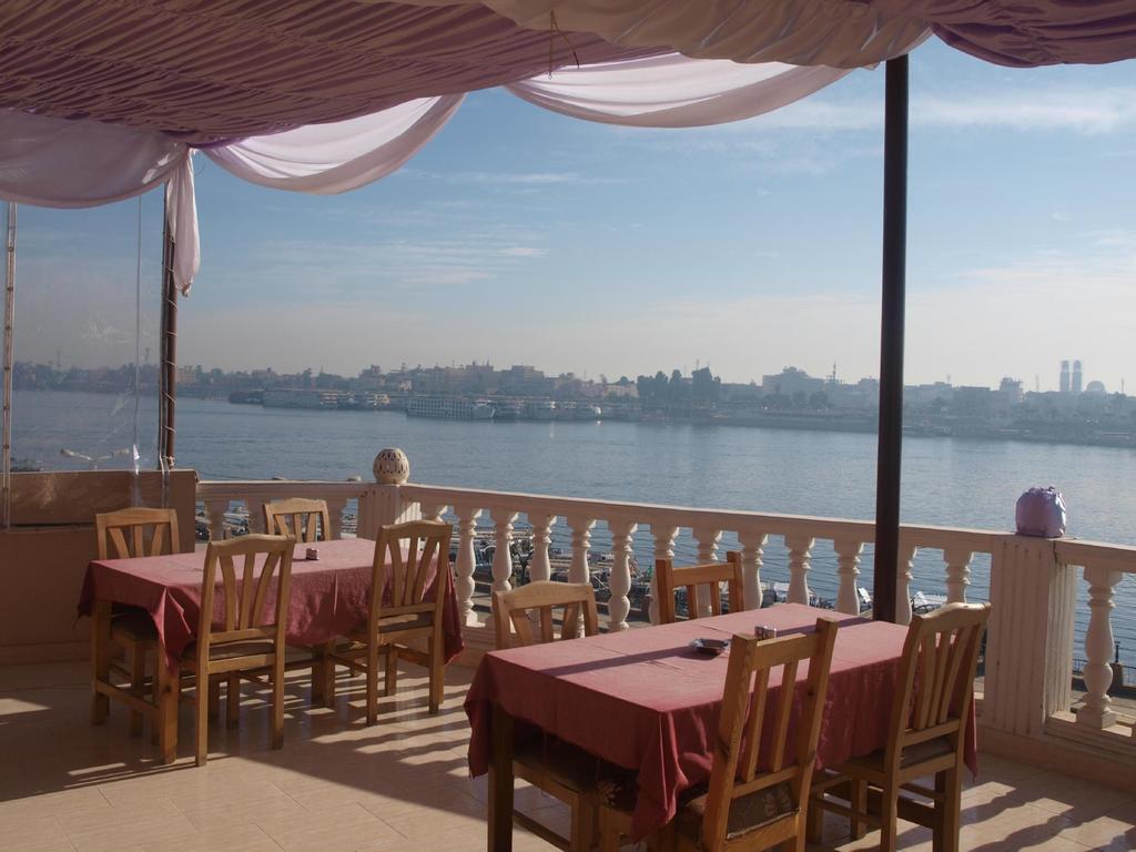 El Mesala Hotel Luxor Eksteriør billede