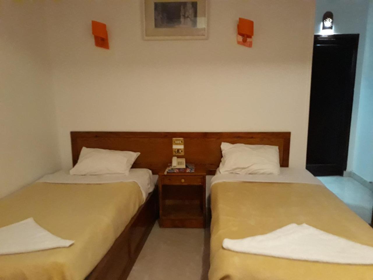 El Mesala Hotel Luxor Eksteriør billede
